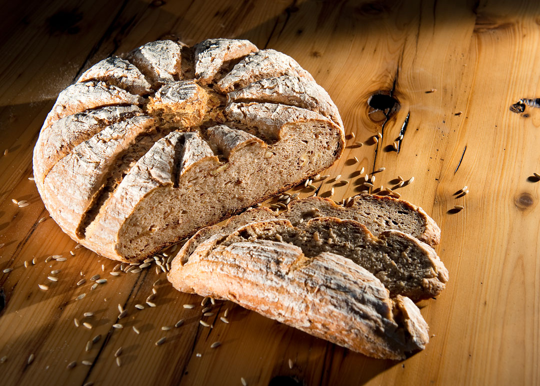 Troadkunst-Brot-7zu5